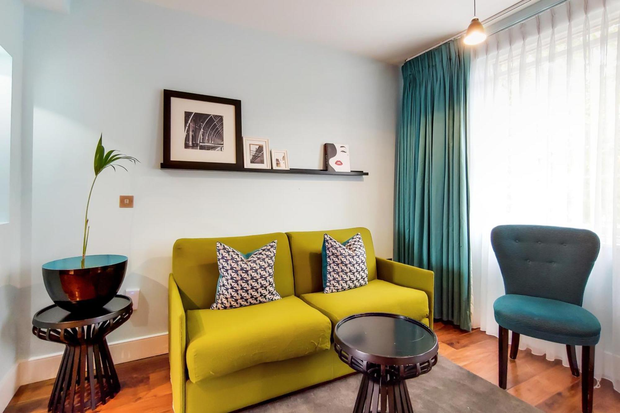 Residences At The Gyle - Apartment London